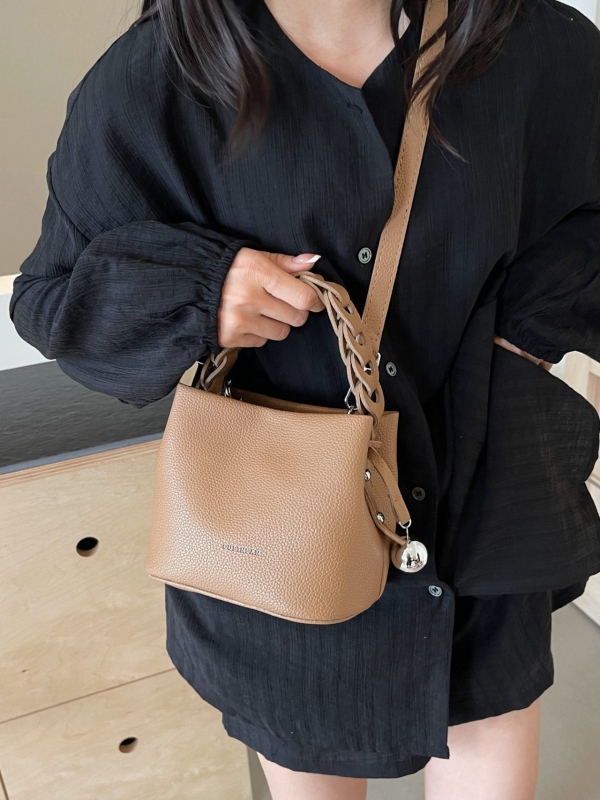 Geantă bucket în stil coreean din PU, închidere cu fermoar, căptușeală poliester, buzunar interior cu fermoar, curea de umăr cu o singură curea