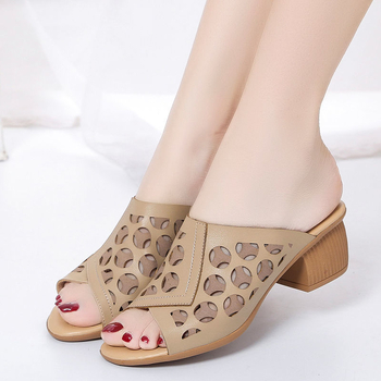 Ženske PU kožne sandale sa srednjom debelim petom, perforiran dizajn za casual nošenje