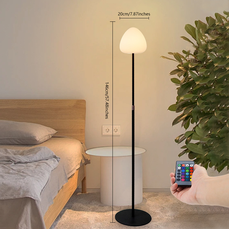 LED stojanové svietidlo Nordic štýl, kovové telo, osvetlenie 3–5 m², CRI ≥95