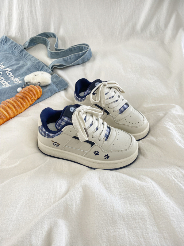 Ženske dnevne tenisice, okrugla špička, gornji dio od umjetnog fleecea, gumasti potplat, vezanje, model s color-block uzorkom, dizajn za povećanje visine, proljetno izdanje 2025