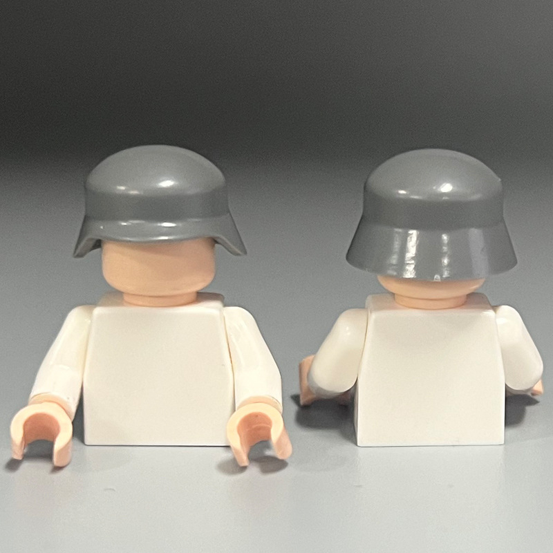 Sada malých dielikov pre vojenskú figúrku – prilba nemeckého typu, ABS plast, 200–400 dielov, 0.1 kg, pre vek 7–14 rokov