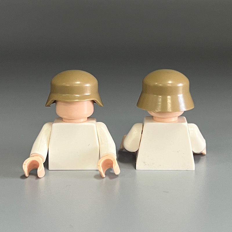 Sada malých dielikov pre vojenskú figúrku – prilba nemeckého typu, ABS plast, 200–400 dielov, 0.1 kg, pre vek 7–14 rokov