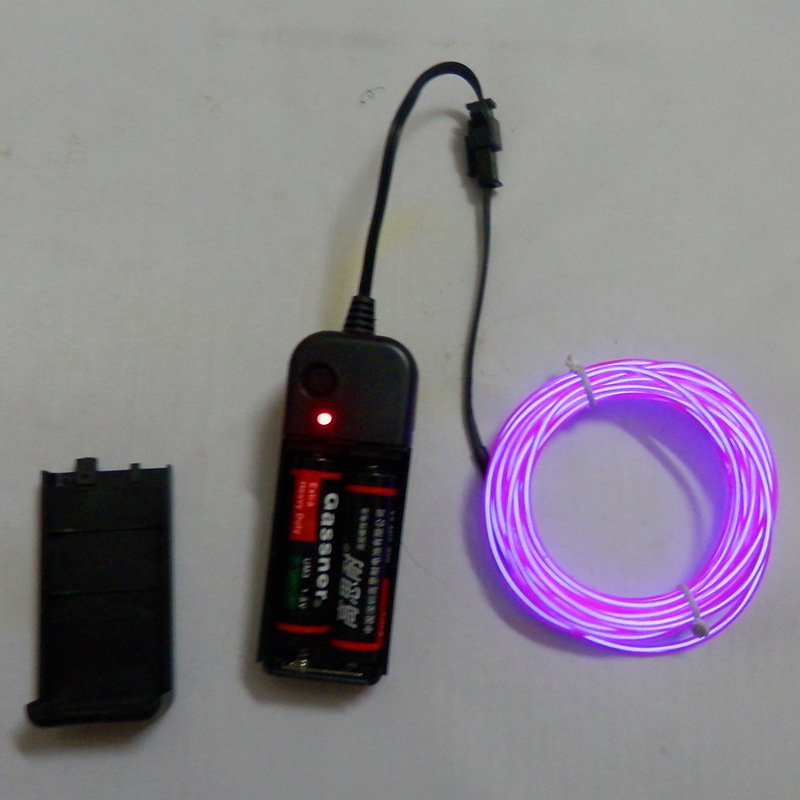 Svetelná sada batériového boxu s 2,3 mm žiarivým káblom, krížovou zrkadlovou konfiguráciou, 3V studené svetlo, lampa bez oslnenia pre atmosféru