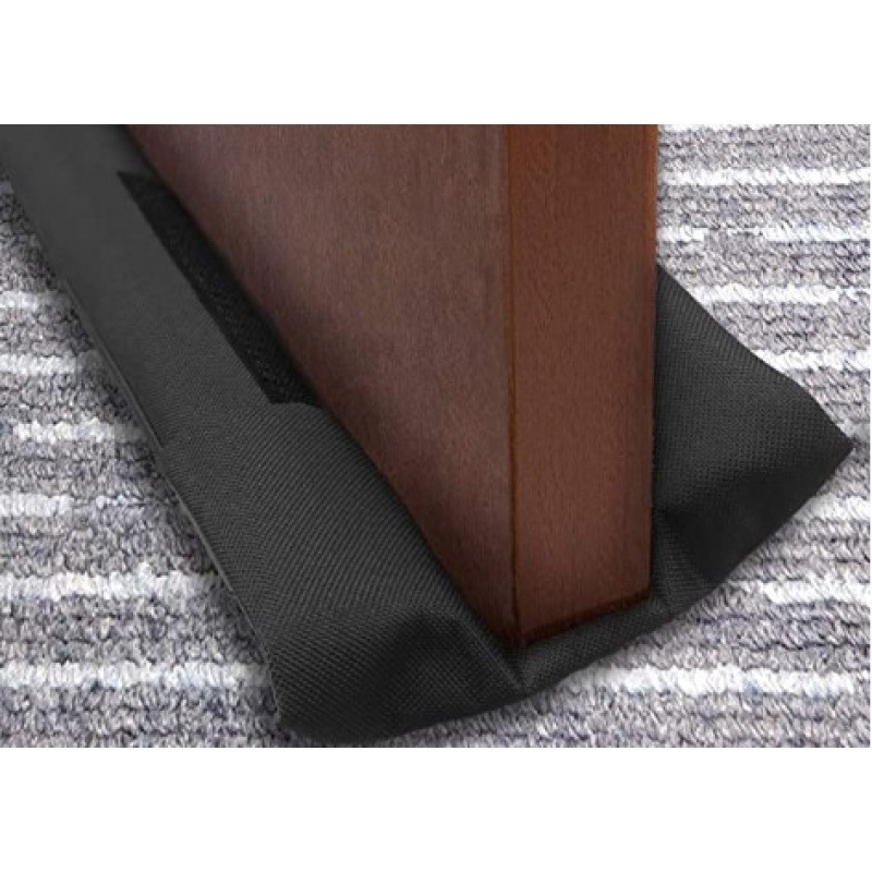 Tesniaca páska na spodok dverí – vetru odolná, tesnenie špár, zvuková izolácia. Materiál: zamatový plátenný kožený textil s potlačou