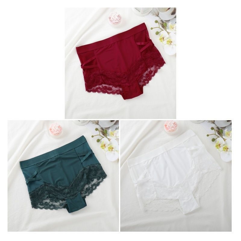 Dámske bavlnené nohavičky s stredným pásom a bavlnou podšívkou v rozkroku (81-90% bavlny)