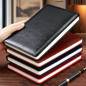 Zápisník Emma the bunny, PU obal, viazanie niťou, Dowling papier 80 g, biznis kancelársky štýl