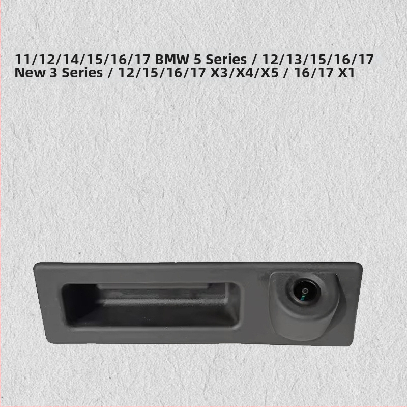 Kamera pre spätné zobrazenie na kľučke auta, 12V, nastaviteľný uhol 170°, rozlíšenie 720x576, AV video