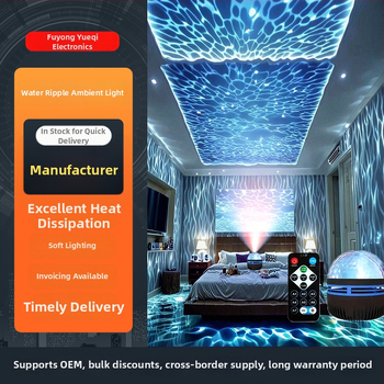 Q6 Projekčná Lampa s Hviezdnou Oblohou a Vzorom Vodných Vĺn — Stolná Romantická Nočná Lampa, Atmosféra so Severným Svetlom, Vstavaná Batéria