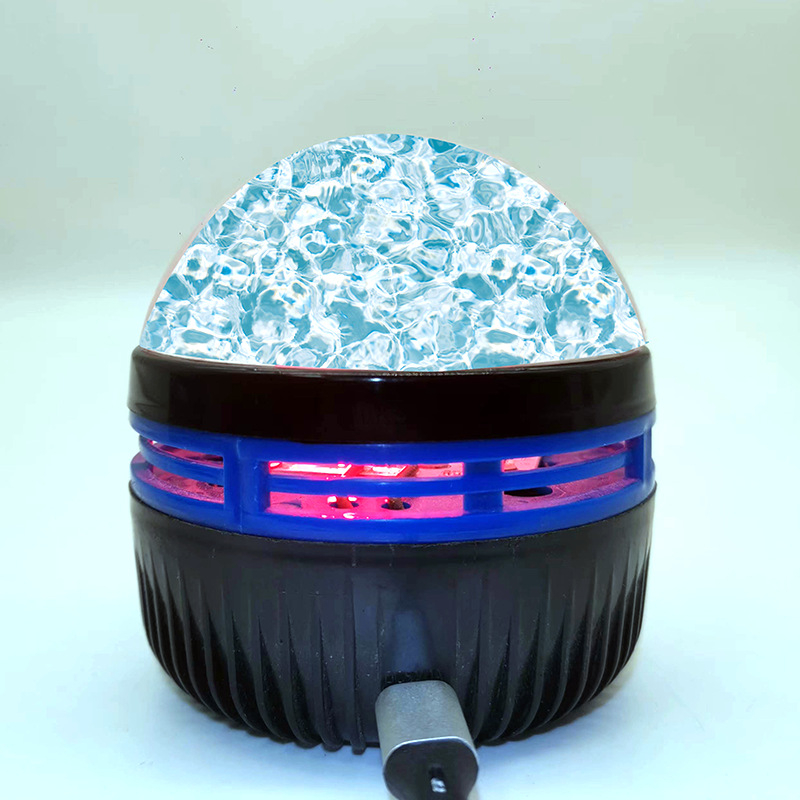 Q6 Projekčná Lampa s Hviezdnou Oblohou a Vzorom Vodných Vĺn — Stolná Romantická Nočná Lampa, Atmosféra so Severným Svetlom, Vstavaná Batéria