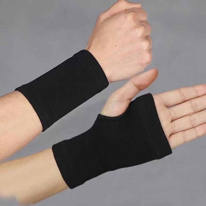 Orteza pentru încheietură din burete – pentru copii (material: burete; parte protejată: încheietură; categorie: orteză pentru încheietură)