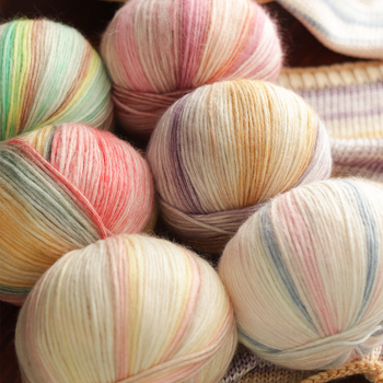 Ručni pleteni šal od mohair vlakana — Semi-Worsted, vlakna u motku, Broj proizvoda 889