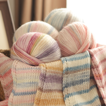 Ručni pleteni šal od mohair vlakana — Semi-Worsted, vlakna u motku, Broj proizvoda 889