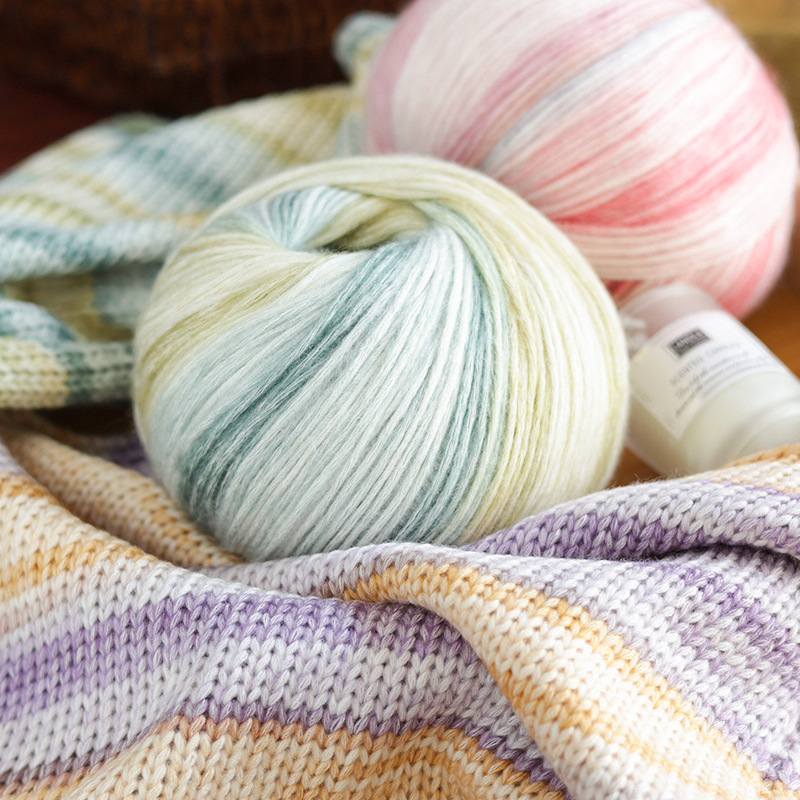 Ručni pleteni šal od mohair vlakana — Semi-Worsted, vlakna u motku, Broj proizvoda 889