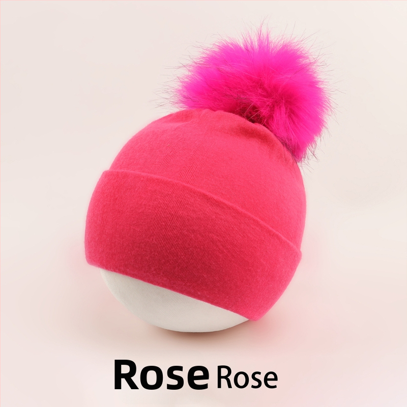 Pulórová čiapka pre deti s kupolovitou vrchnou časťou a okrajom na uši, teplá a vetruodolná, pre vek 0–2 rokov