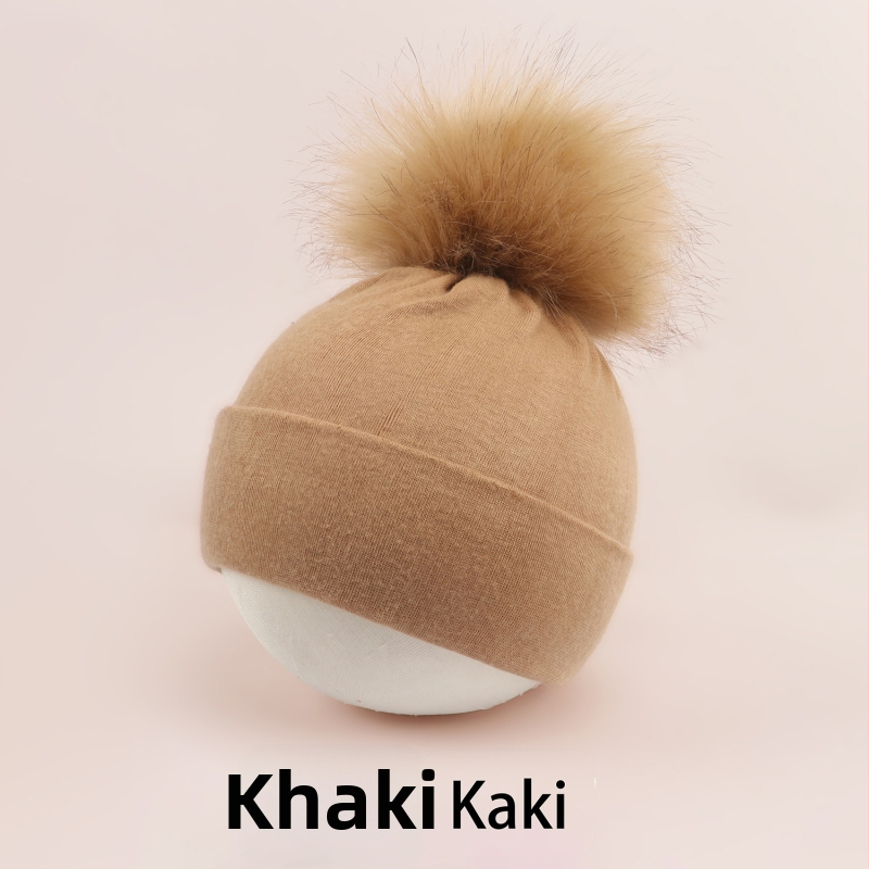 Pulórová čiapka pre deti s kupolovitou vrchnou časťou a okrajom na uši, teplá a vetruodolná, pre vek 0–2 rokov