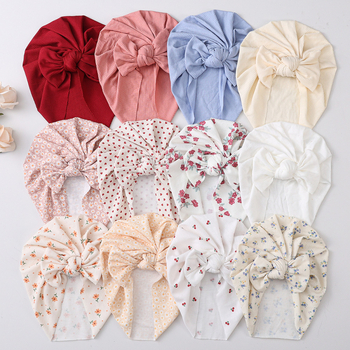 Detská čiapka Beanie z jacquardového polyesteru (96%+), pruhovaný vzor, bez okraje, ochrana proti slnku