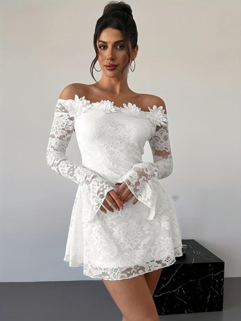 Dámske tričko s odhalenými ramenami, dlhé rukávy, kontrastná krajka, bočný rozparok, materiál z králikovej srsti, jar 2025