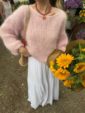 Naistele mõeldud polüesterist džemper, ühekordne värv, vaba lõige, ümmarguse kaelusega, tänavustiil