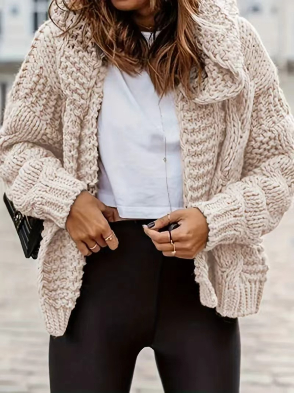 Kapuutsiga paksu lõngaga kootud kardigan, avatud eesosa, vaba lõige, pikkade varrukatega, normaalse pikkusega (50–65 cm)