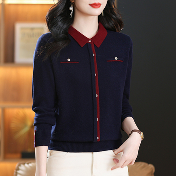 Ženský vlnený sveter s patchwork dizajnom farieb a štvorcovým golierom, dlhé rukávy, pravidelná dĺžka, 95% vlna