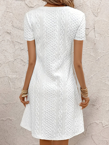 Kleit - V-kaelusega, lühikeste varrukatega, keskmise pikkusega, polüester, värske ja õrn stiil