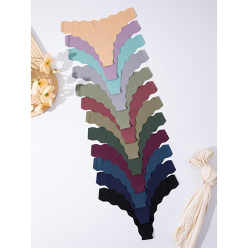 Tangá spodná bielizeň s vlnitým lemom, mäkká a priedušná; nízky pás; U-tvar dizajn; 100% hlavný materiál.