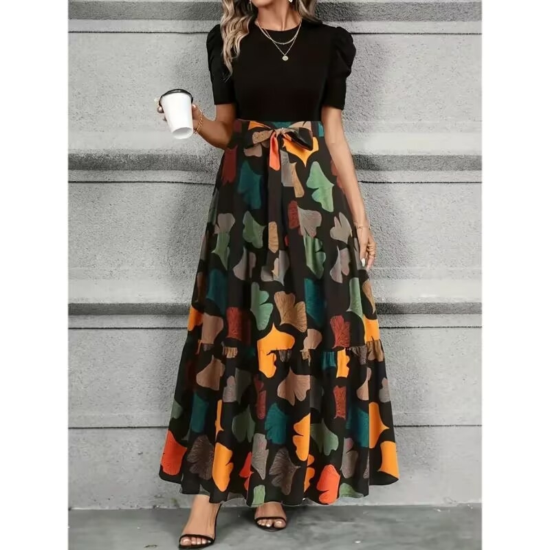 A-liiniline pikk lilleline polüesterist seelik, 90–95% polüester, elegantne stiil