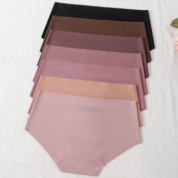 7-kohaline nailonist aluspesu komplekt | hingav, nähtamatu all, puusade tõstmine | Peamine materjal: nailon (70–80%), Sisevooder: puuvill, Muster: ühtlane, Vöökoht: keskmise kõrgusega