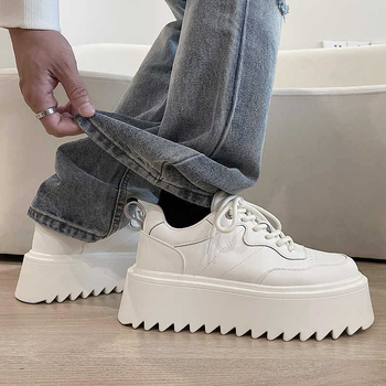 Meeste igapäevased tossud paksu tallaga ja kõrguse tõstmisega - ümmargune varvas, PU ülaosa, kummist tald, pitsiga kinnitamine