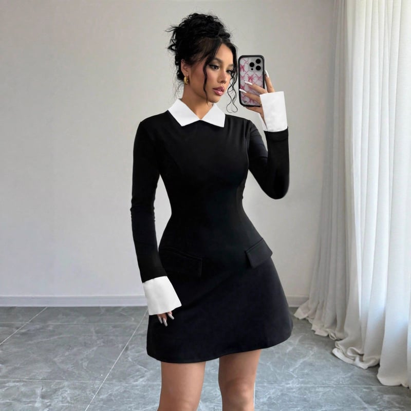 A-tüüpi kleit polosärgi, pikkade varrukatega, kõrge talje, keskmise pikkusega, polüester-elastaani segu