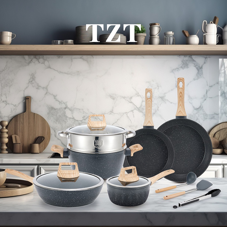 12-dielna sada hliníkových hrncov s nepriľnavým povrchom, model K12, s pokrievkami z tvrdeného skla a zloženým dnom