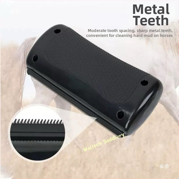 Sada starostlivosti o koně: odstraňovač potu, hrebeň na tenké chlpy, štetec, hrebeň, brúsna kefka
