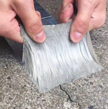 Butyl vodotesná páska s hliníkovou fóliou – hrubšia PE základňa, tesniaca páska na opravu únikov