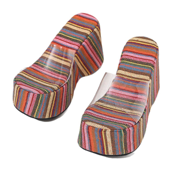 Platformske sandale s klinom - PU gornji dio, PU unutrašnjost, gumeni potplat, četvrtasti vrh, ljeto 2025