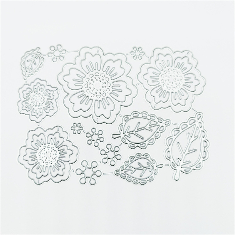 Die za rezanje papira – karbonsko čelik, graviranje, biljni motiv, uredska uporaba, 23.5 g