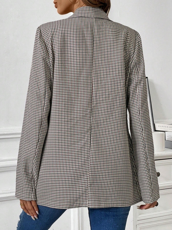 Ženski karirani blejzer s reverom, regular fit, dvostruko kopčanje s tri gumba, poliester (≥95%)
