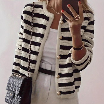 Pleten kardigan s prugama, gumbima, okrugli izrez, dugi rukavi