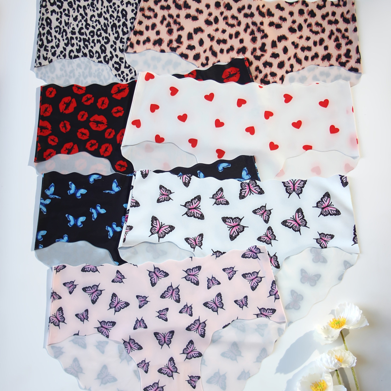 7-djelni set grudnjaka od čipke, glavna tkanina najlon, podstava pamuk, neformirani košarci