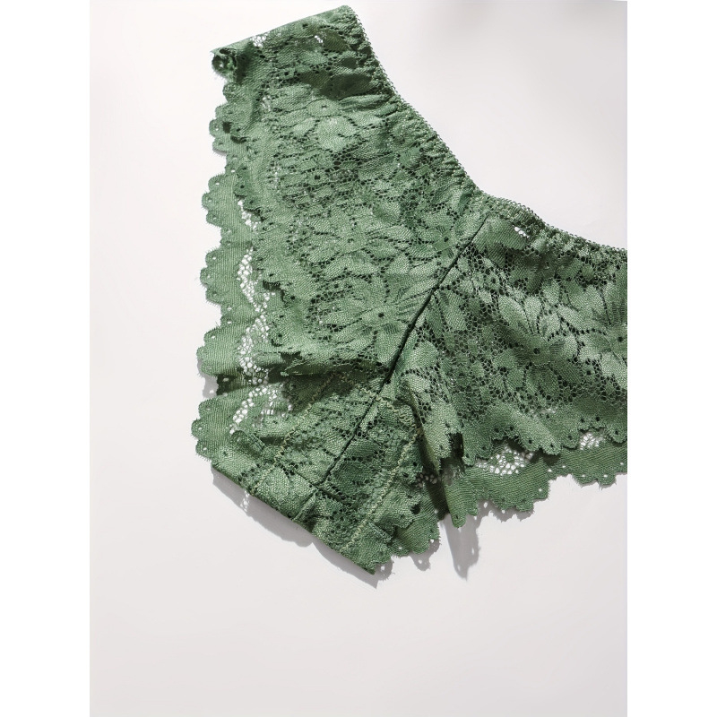 Dantelani set grudnjaka i gaćica, trokutasti košarice, srednje oblikovani košarice, glavni materijal: 86% poliamid, 14% elastan; podstava: 86% poliamid, 14% elastan