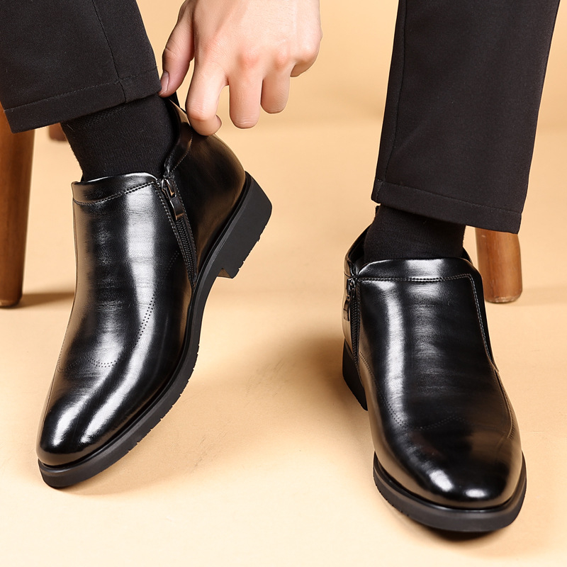 Muške slip-on kožne poslovne cipele, prozračni sintetički kožni gornji dio, gumeni potplat, kožni vrh prsta, debeli potplat, proljeće-ljeto 2025