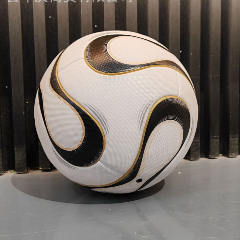 CARLAN PU futball-labda, ragasztott varrással, nyomtatott logóval és testreszabható dizájnnal, kosárlabda-edzésekre alkalmas.