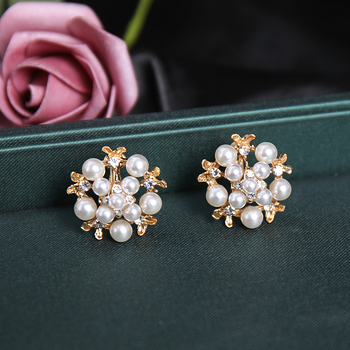 Čelenka na vlasy v kórejskom štýle z liatiny s kvetinovým zdobením, samostatne balená.