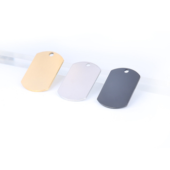 Nerezový oceľový náhrdelník s vojenskou tabuľkou, laserovo gravírované logo; bežná reťaz; model: kreslený hrdina, tvar U; materiál prívesku: Iné; Ošetrenie: elektroplátovanie