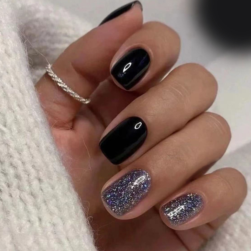 Патчове за маникюр с блестящ дизайн на звезди – къси квадратни, отделяеми, 24 броя