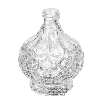 Znovu plniteľná sklenená fľaša na parfum s dlhou rozprašovačom, krištáľový povrch