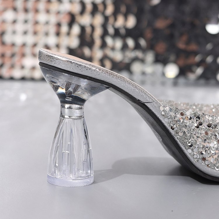 Moterų batai, PU viršus, One-Line siluetas