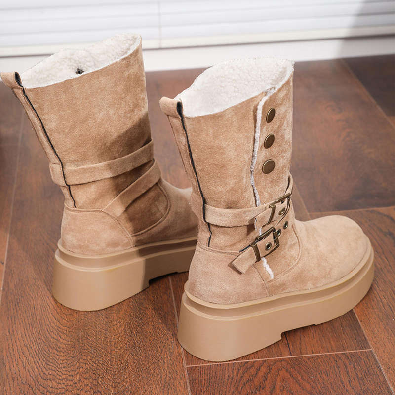 Женски ботуши до средната подбедрица, микрофибър горна част, гумено ходило, закръглен нос, клиновиден ток 3–5 см