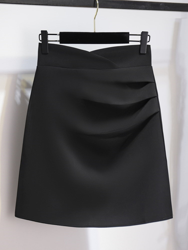 A-linijska kratka suknja s visokim strukom, plisirana, vizualno laskava siluetu, poliester