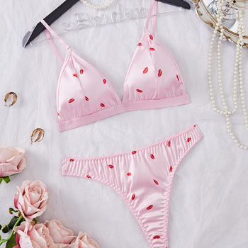 Dvostruki set grudnjaka s košarom 3/4, ne oblikovani košar, fiksni dvostruki naramenici, stražnji troredni zatvarač, push-up, Milk Silk tkanina