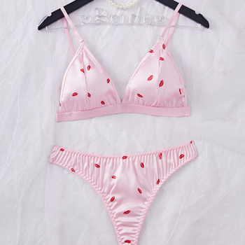 Dvostruki set grudnjaka s košarom 3/4, ne oblikovani košar, fiksni dvostruki naramenici, stražnji troredni zatvarač, push-up, Milk Silk tkanina